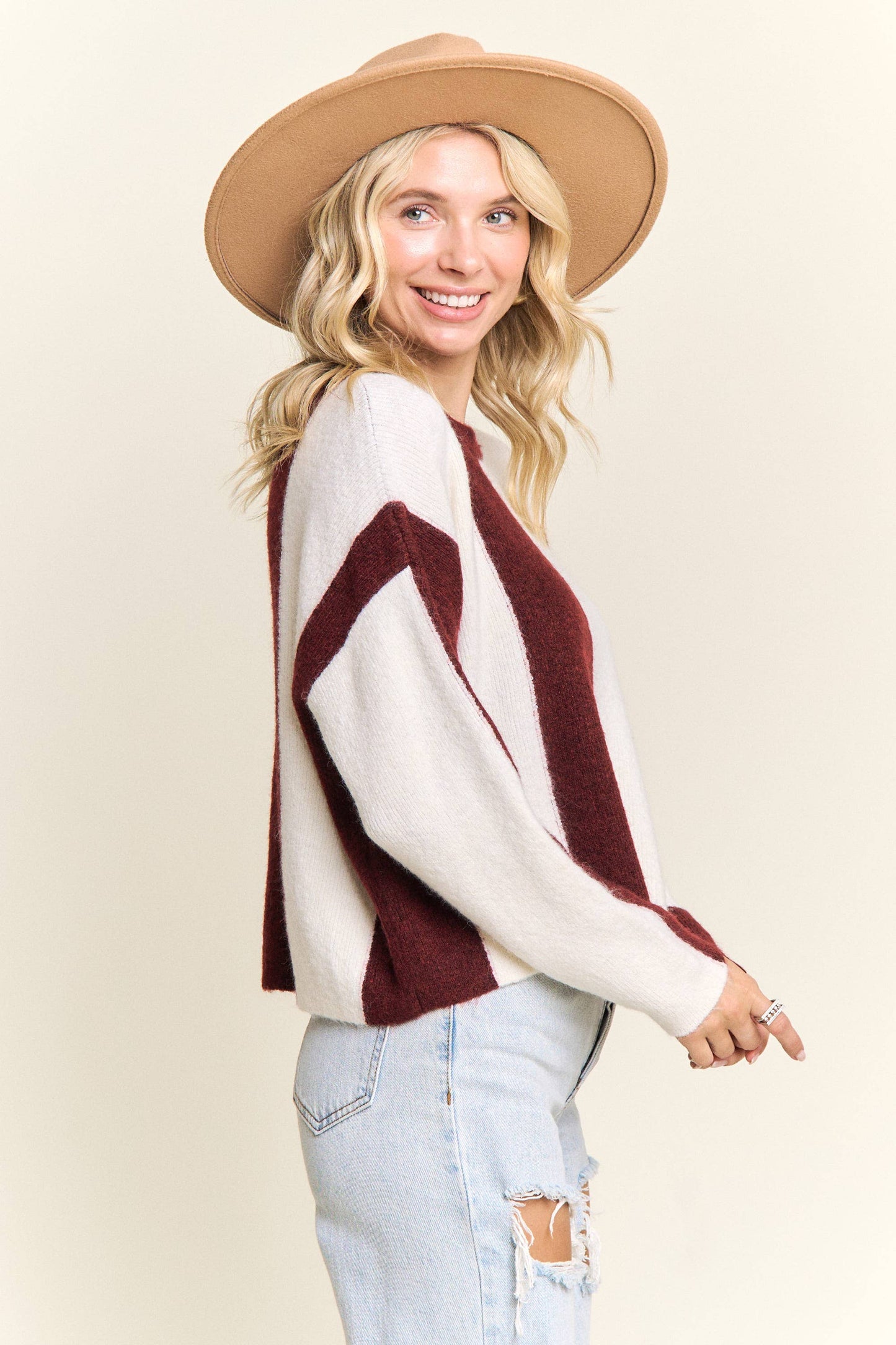 COLORBLOCK KNIT SWEATER